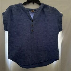 Como Vintage Textured Blue Blouse